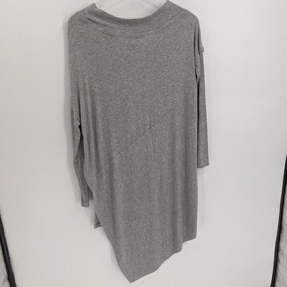 We The Free Grapevine Grey Asymmetrical Tunic Top - Picture 6 of 9